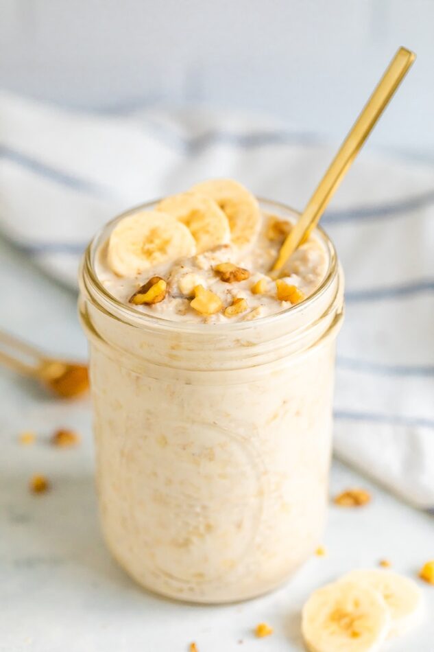 Cindy's Banana Overnight Oats