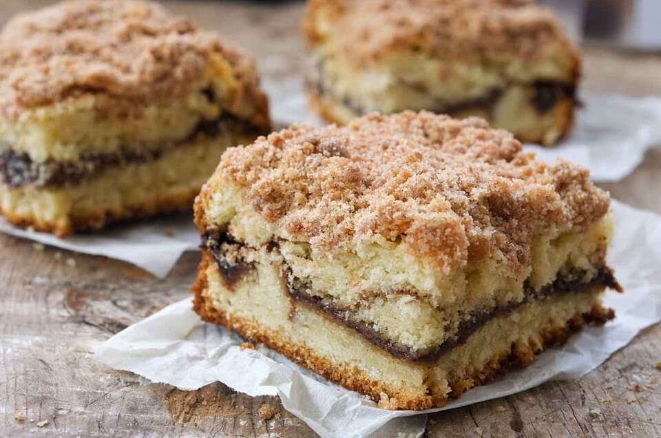 Cinnamon-Streusel Coffee Cake