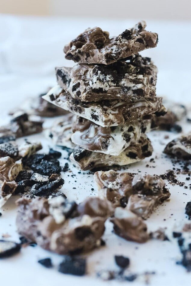 Cookies & Cream Candy Bark