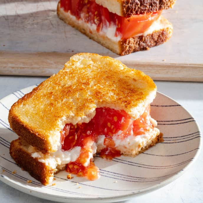 Grilled Tomato Sandwich